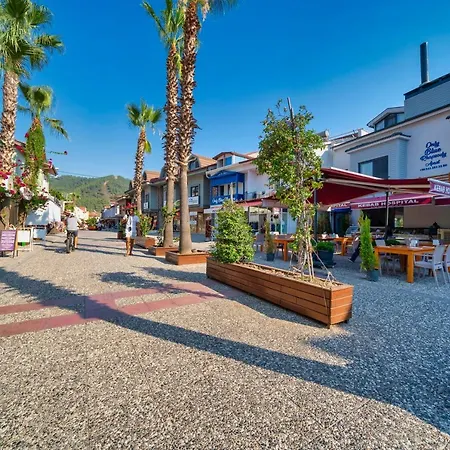 Only Blue Dublex Διαμέρισμα Göcek